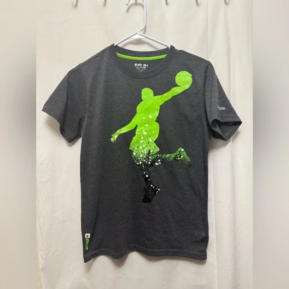 And1 Gray and Green T-Shirt Basketball    0137